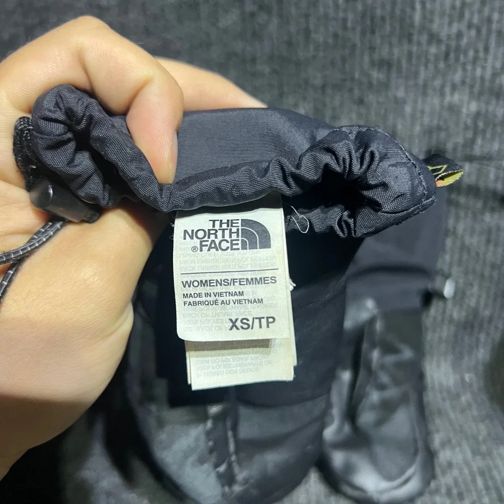 The North Face Mittens Womens XS Black GoreTex Ski Snowboard Winter Gloves
